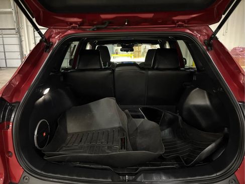 Certified 2023 Toyota Corolla Cross AWD Hybrid w/ Moonroof Package image 5