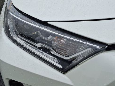 Certified 2020 Toyota RAV4 Limited w/ Limited Grade Weather Package AWD/4WD image 30