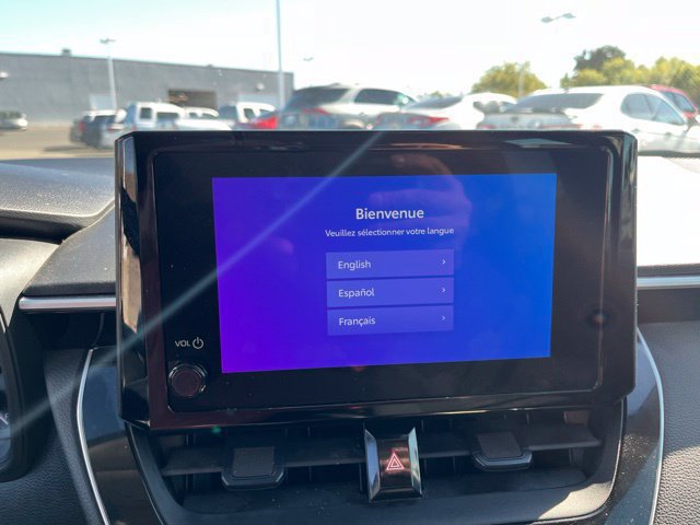 Used 2025 Toyota Corolla LE FWD image 14