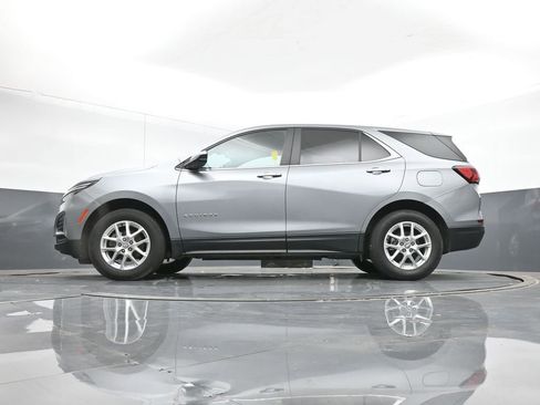 Used 2023 Chevrolet Equinox LT w/ Driver Convenience Package image 39