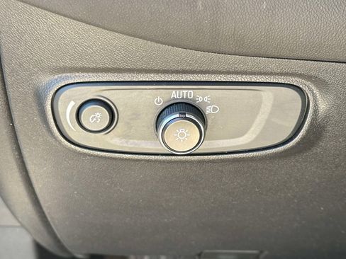 Used 2023 Chevrolet Equinox LS w/ Midnight Edition FWD image 19