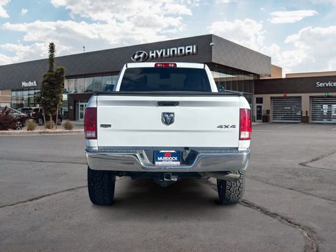 Used 2018 RAM 2500 Tradesman w/ Chrome Appearance Group image 4