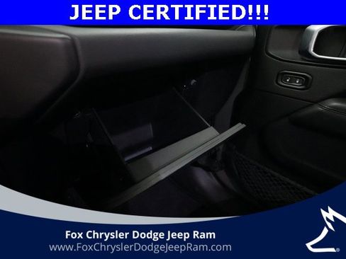 Certified 2020 Jeep Wrangler Unlimited Sahara image 29