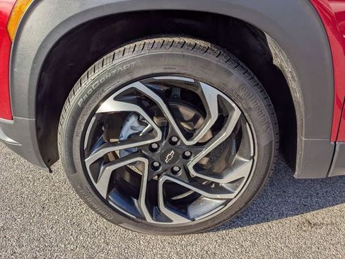 Used 2024 Chevrolet TrailBlazer RS FWD image 15