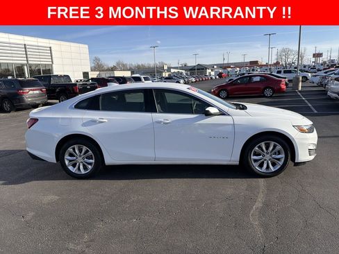 Used 2021 Chevrolet Malibu LT image 29