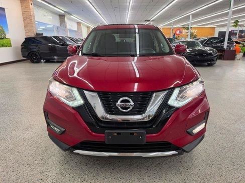 Used 2017 Nissan Rogue SV AWD/4WD image 2