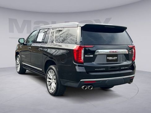 Used 2022 GMC Yukon XL Denali image 3
