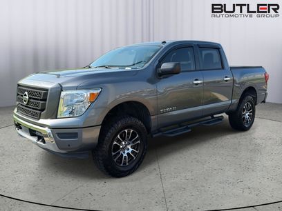 Used 2021 Nissan Titan SV w/ SV Convenience Package