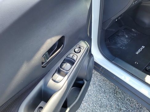 Used 2024 Nissan Kicks S FWD image 20
