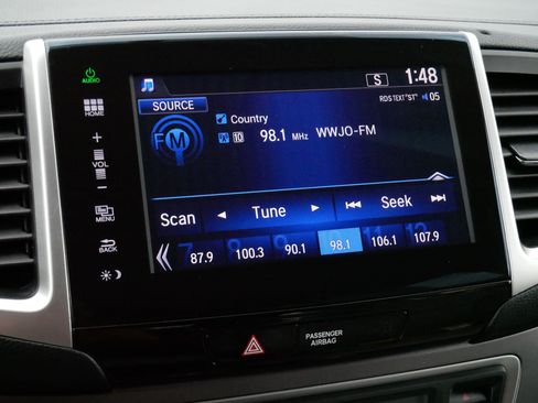 Used 2016 Honda Pilot EX-L image 22