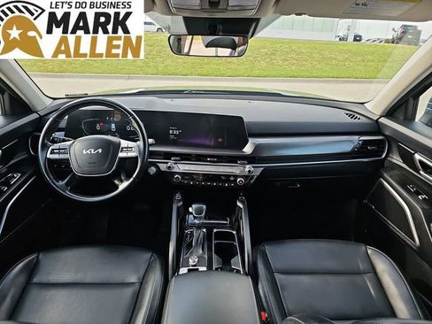 Used 2025 Kia Telluride S image 19