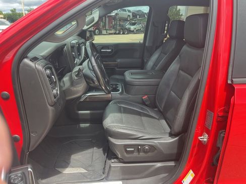Used 2019 Chevrolet Silverado 1500 LT Trail Boss AWD/4WD image 31