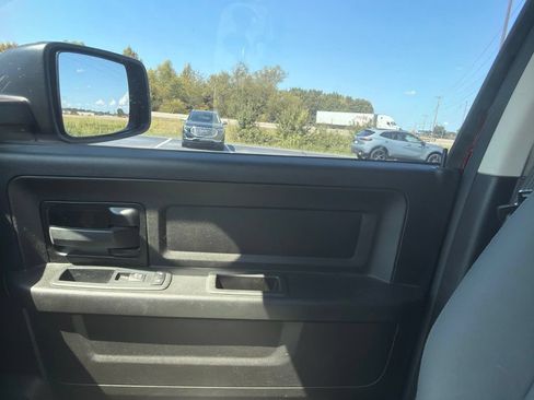 Used 2019 RAM 1500 Tradesman w/ Popular Equipment Group RWD image 15