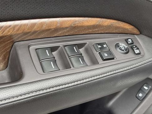 Used 2019 Acura MDX w/ Technology & Entertainment AWD/4WD image 20