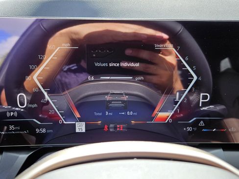 New 2025 BMW X3 xDrive30i w/ Convenience Package image 33