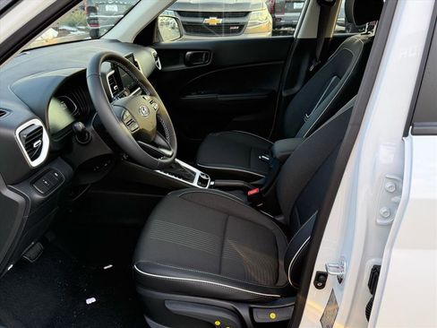 New 2026 Hyundai Venue SEL image 15