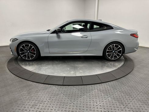 Used 2022 BMW 430i xDrive Coupe w/ M Sport Package AWD/4WD image 8