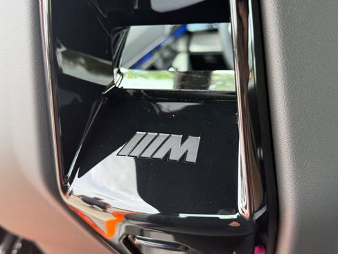 New 2027 BMW M5 w/ Executive Package AWD/4WD image 21