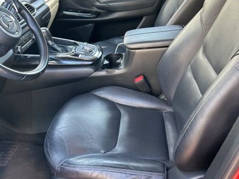 Used 2019 MAZDA CX-9 Touring w/ Touring Premium Package image 18