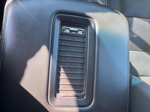 Used 2018 Chevrolet Tahoe Premier image 19