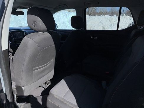 Used 2018 Chevrolet Traverse LT image 6