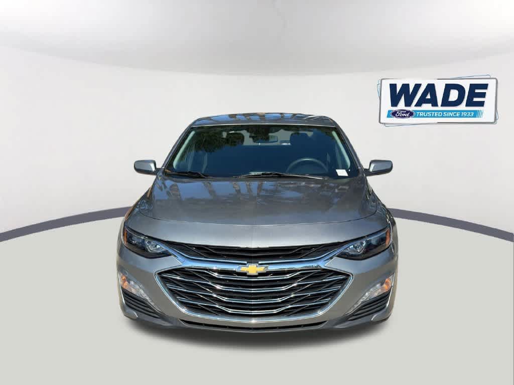 Used 2023 Chevrolet Malibu LT FWD image 2