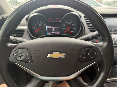 Used 2014 Chevrolet Impala LTZ FWD image 13