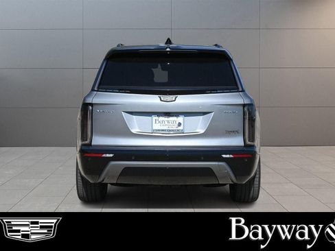 New 2026 Cadillac Vistiq Sport w/ LPO, Floor Liner Package image 66