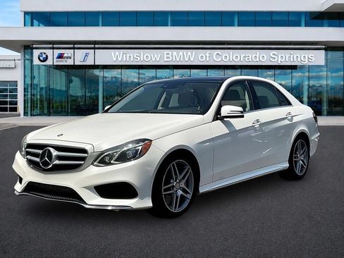 Used 2014 Mercedes-Benz E 550 4MATIC Sedan image 3
