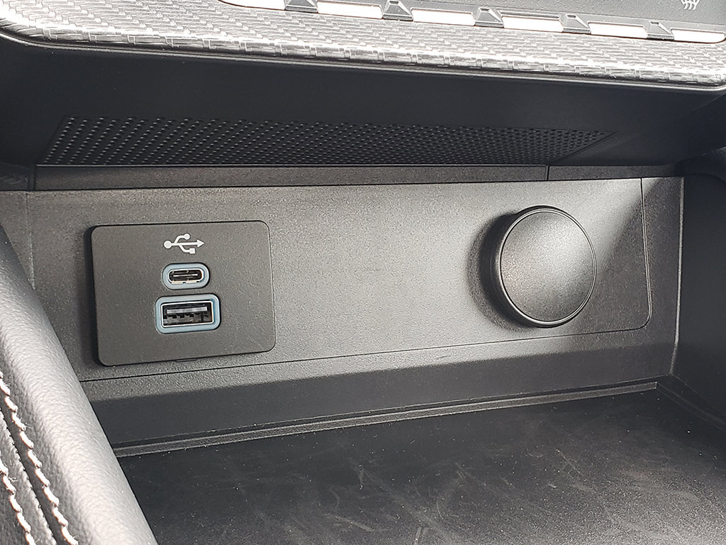 Used 2025 Ford Mustang GT Premium RWD image 24