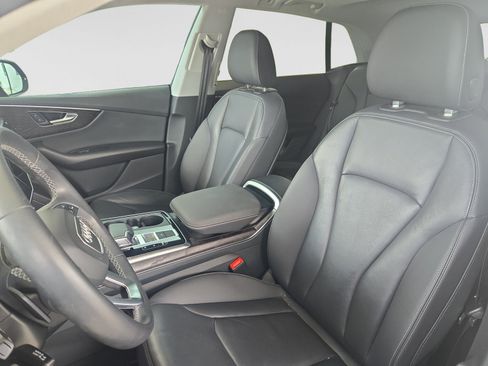 Used 2023 Audi Q8 Premium AWD/4WD image 10