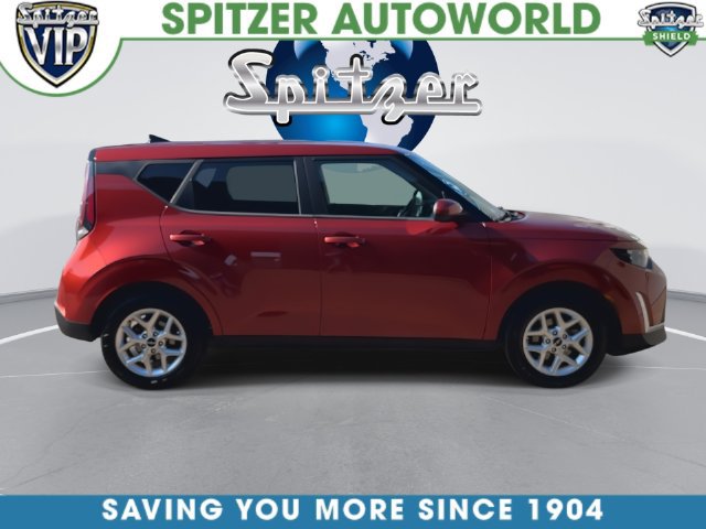 Used 2023 Kia Soul LX w/ LX Technology Package FWD image 16