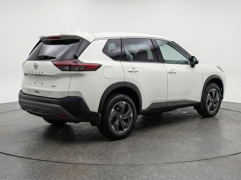 Used 2025 Nissan Rogue SV AWD/4WD image 9