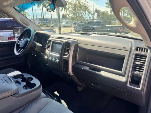 Used 2017 RAM 1500 Express w/ Express Value Package RWD image 22