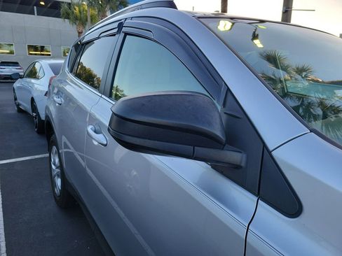 Used 2015 Toyota RAV4 LE image 10