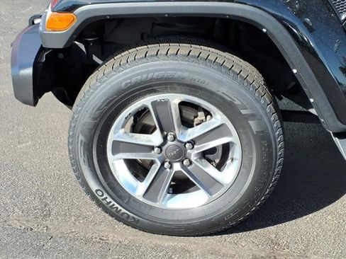 Used 2022 Jeep Wrangler Unlimited Sahara w/ Safety Group image 30