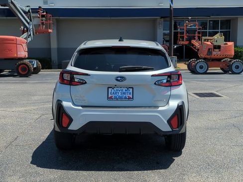 Used 2024 Subaru Crosstrek 2.0i AWD/4WD image 5
