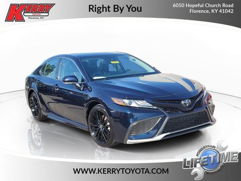 Certified 2021 Toyota Camry XSE FWD image 1