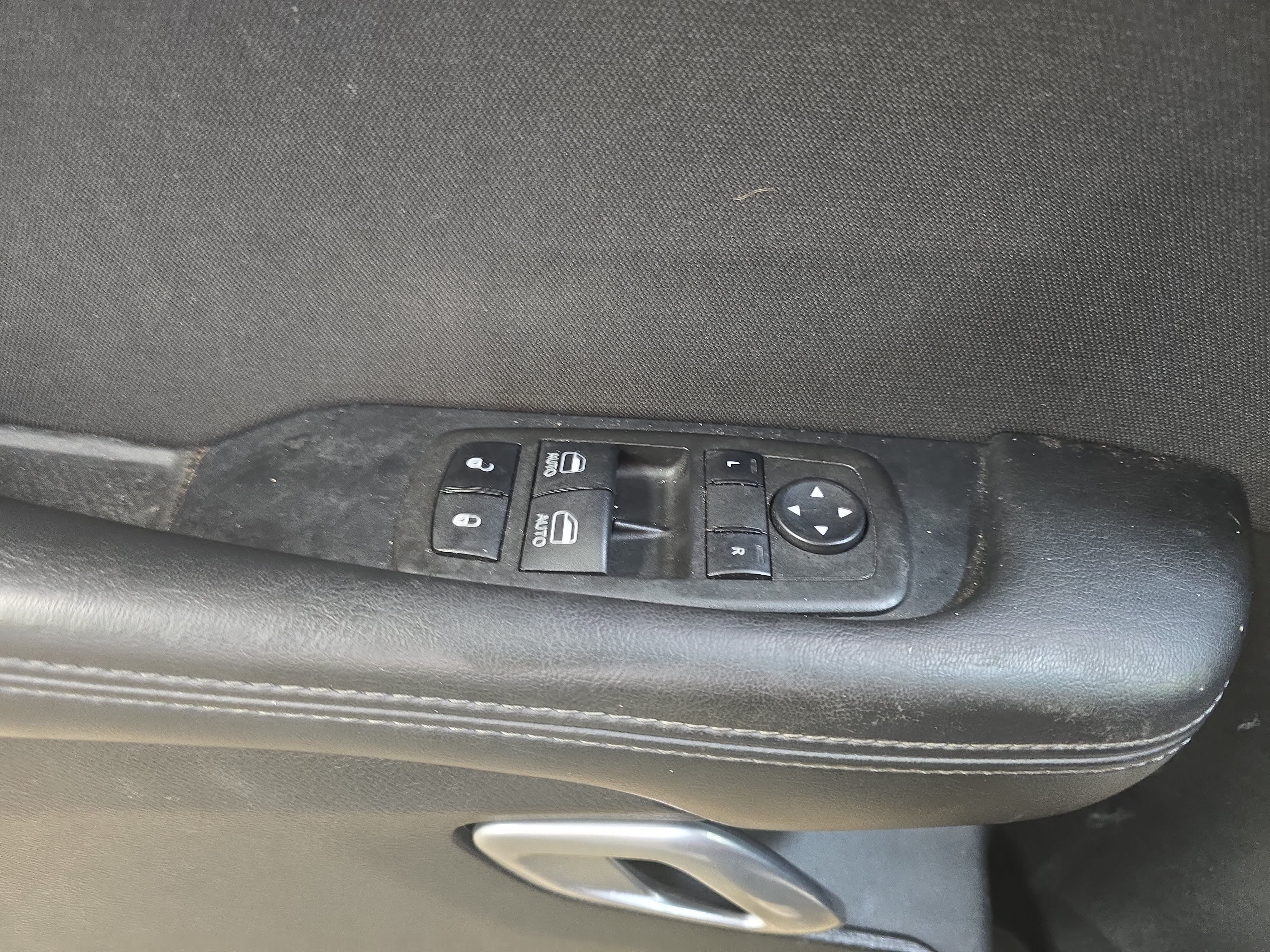 Used 2022 Dodge Challenger GT AWD/4WD image 25