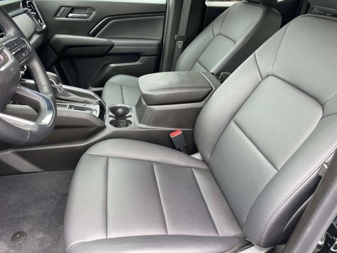 Used 2025 GMC Canyon Elevation w/ Convenience Package RWD image 24