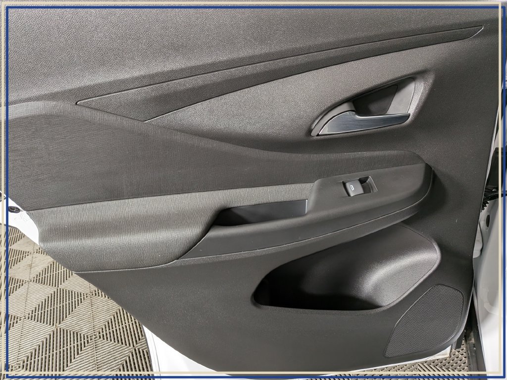 New 2026 Buick Envista Preferred FWD image 28