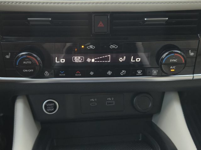 Used 2022 Nissan Rogue SL w/ SL Premium Package FWD image 17