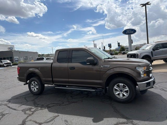 Used 2015 Ford F150 XLT w/ Equipment Group 301A Mid AWD/4WD image 3