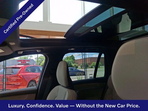 Used 2026 Volvo XC90 B6 Plus w/ Protection Package Premier AWD/4WD image 15