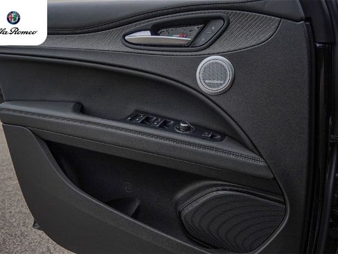 Used 2024 Alfa Romeo Stelvio Quadrifoglio w/ Active Assist Plus Package image 23