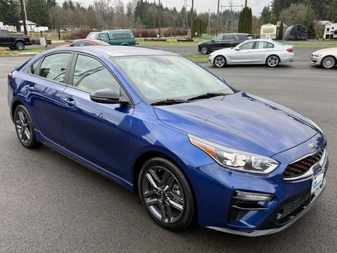 Used 2021 Kia Forte GT-Line w/ GT-Line Premium Package image 9
