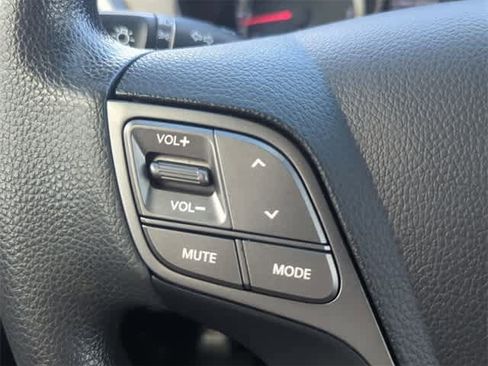 Used 2016 Hyundai Santa Fe Sport image 23