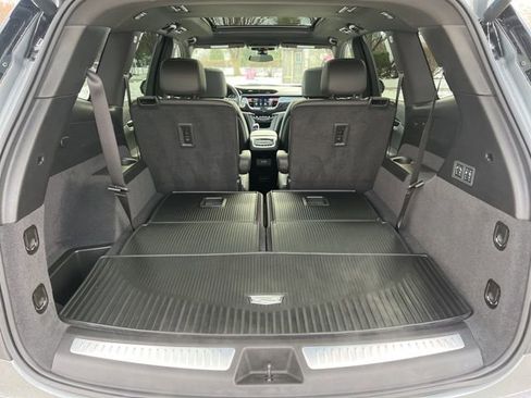 Used 2025 Cadillac XT6 Premium Luxury image 29