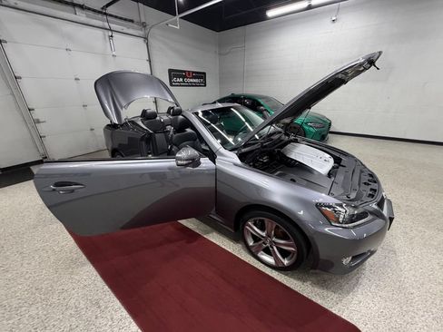 Used 2012 Lexus IS 350C w/ Luxury Pkg RWD image 50