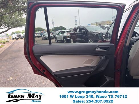 Used 2019 Volkswagen Tiguan SE FWD image 22